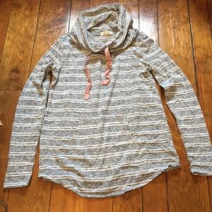 🌺3 FOR 25🌺 Cute top